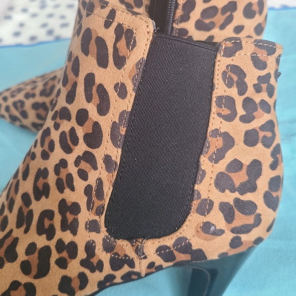 Brand new! Style&Co cheetah print high heel boots. Size 6 - Picture 6 of 12
